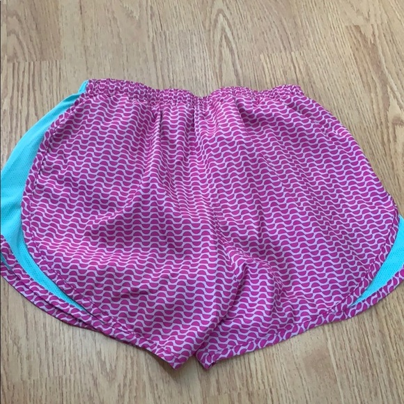 Nike Pink & Gray Tempo Shorts with Aqua Mesh Small - Picture 3 of 5